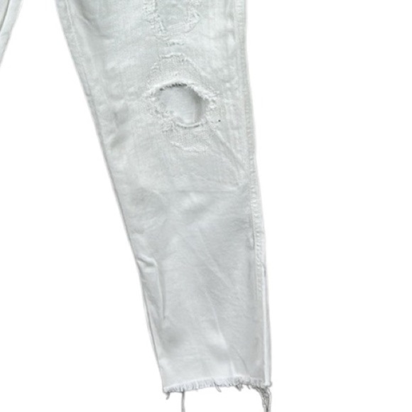 LUCKY Brand White Distressed Highrise Drew Mom Jean Size 8/29 - Picture 5 of 8